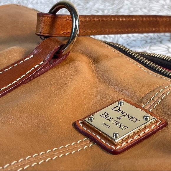 Dooney & Bourke  Lambskin Tobi Tote Zipper Closure - Picture 12 of 16